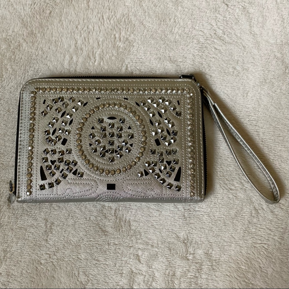 Sliver clutch